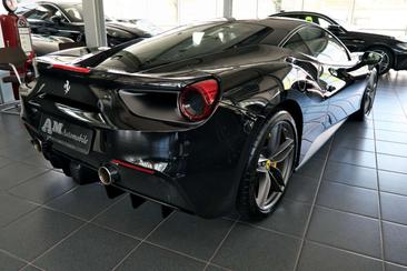 Ferrari 488 — photo 4