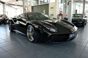 Ferrari 488 — photo 5