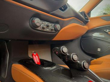 Ferrari 488 Spider — photo 36