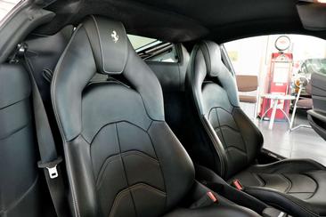 Ferrari 488 — photo 13