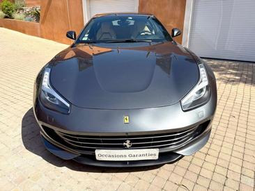 Ferrari GTC4Lusso — photo 4