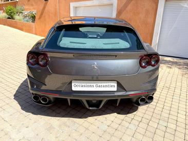 Ferrari GTC4Lusso — photo 6