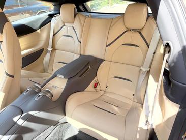 Ferrari GTC4Lusso — photo 10