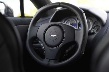 Aston Martin Rapide AMR — photo 17
