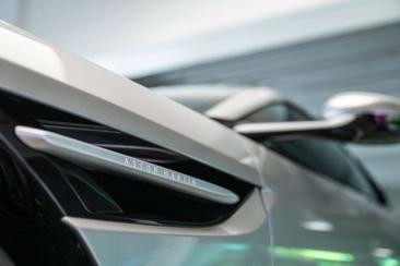 Aston Martin DB12 4.0 V8 — photo 15