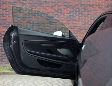 Aston Martin Vanquish Coupé 5.2 V12 Q Epsilon Black — photo 29