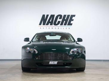 Aston Martin V8 4.7 — photo 2