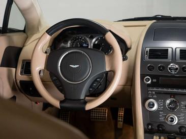 Aston Martin V8 4.7 — photo 23