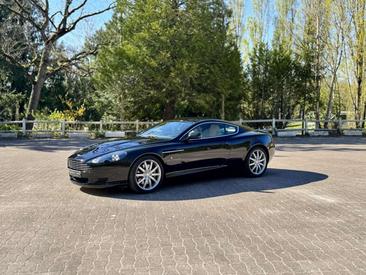 Aston Martin DB9 Coupe 5.9i — photo 3