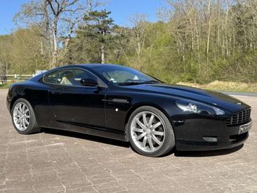 Aston Martin DB9 Coupe 5.9i — photo 5