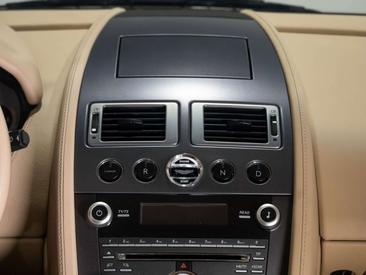 Aston Martin V8 4.7 — photo 39