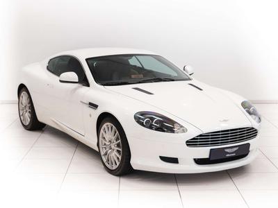 Aston Martin DB9 Coupe Manual