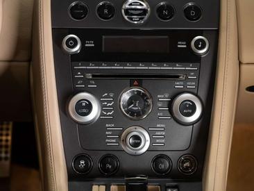 Aston Martin V8 4.7 — photo 44