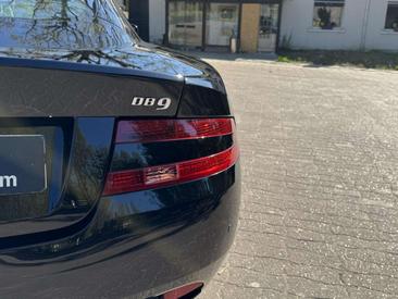 Aston Martin DB9 Coupe 5.9i — photo 36