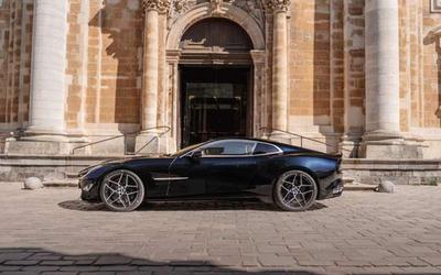 Aston Martin Vanquish Coupé