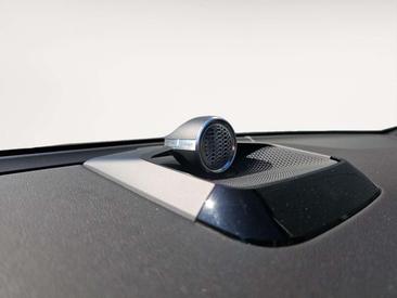 Volvo EX90 Twin Motor — photo 11