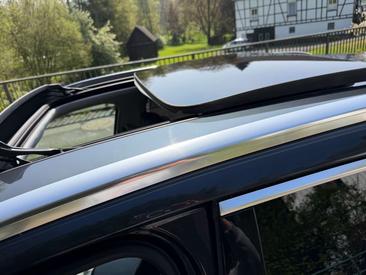 Audi E-tron Advanced 55 — photo 14