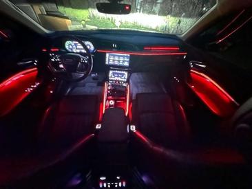 Audi E-tron Advanced 55 — photo 34