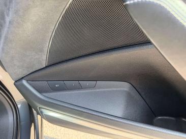 Audi E-tron Advanced 55 — photo 44