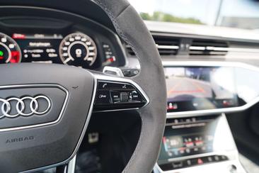 Audi RS6 Avant Performance — photo 20