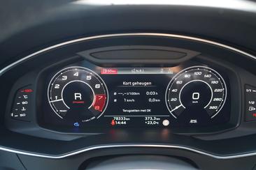 Audi RS6 Avant Performance — photo 22