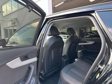 Audi A4 S Line Avant 40 TDI — photo 13