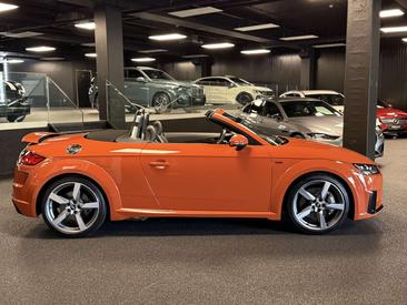 Audi TT S Line 245 TFSI — photo 8