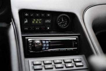 Lamborghini Diablo — photo 18
