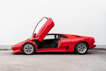 Lamborghini Diablo — photo 39