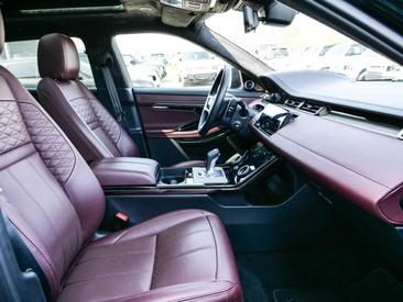 Land Rover Range Rover Evoque P300e Autobiography Hybrid — photo 3