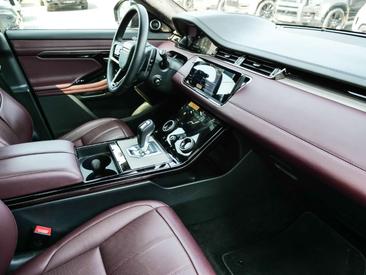 Land Rover Range Rover Evoque P300e Autobiography Hybrid — photo 15