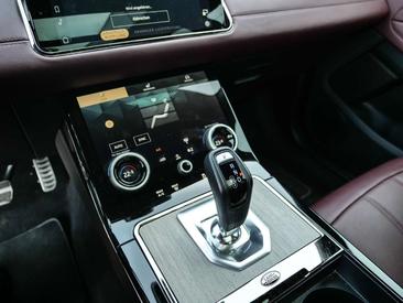 Land Rover Range Rover Evoque P300e Autobiography Hybrid — photo 20