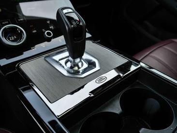 Land Rover Range Rover Evoque P300e Autobiography Hybrid — photo 22