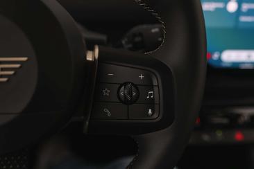 Mini Aceman Classic Cooper E — photo 13