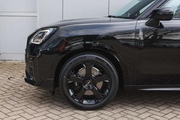 Mini Countryman JCW Cooper E — photo 3