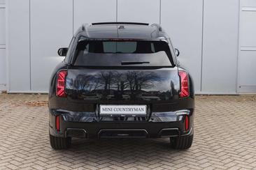 Mini Countryman JCW Cooper E — photo 5