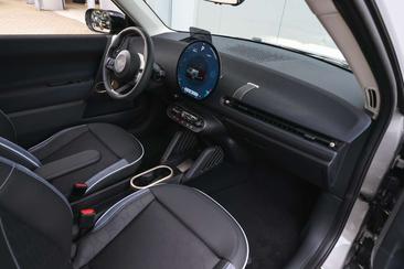 Mini Hatch Classic Cooper SE — photo 8