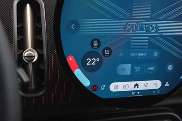 Mini Countryman JCW Cooper E — photo 15