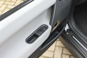 Mini Hatch Favoured Cooper SE — photo 12