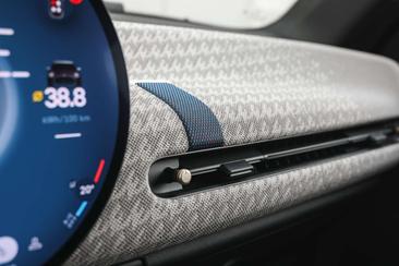 Mini Hatch Favoured Cooper SE — photo 26
