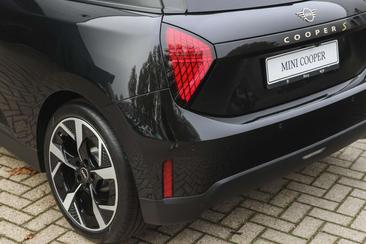 Mini Hatch Favoured Cooper SE — photo 31