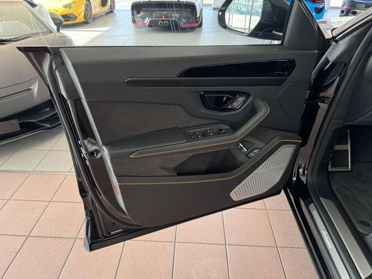 Lamborghini Urus 4.0 V8 Biturbo - 2025 - Joinsteer - #10