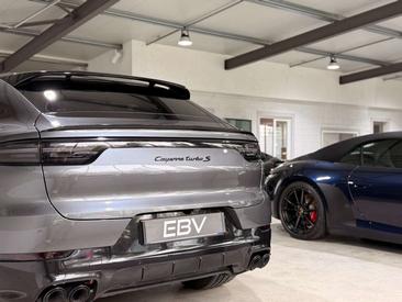 Porsche Cayenne III Turbo S — photo 49