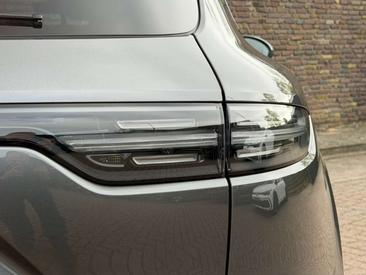 Porsche Cayenne III Turbo S E-Hybrid — photo 17