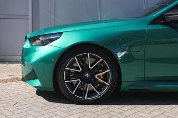 BMW M5 — photo 3