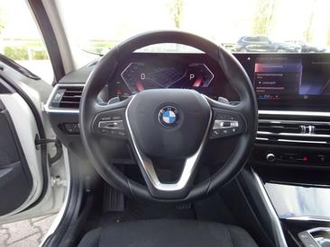 BMW 320 I — photo 13