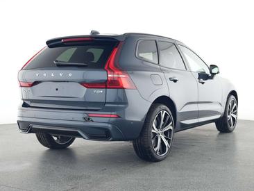 Volvo XC60 T8 — photo 2