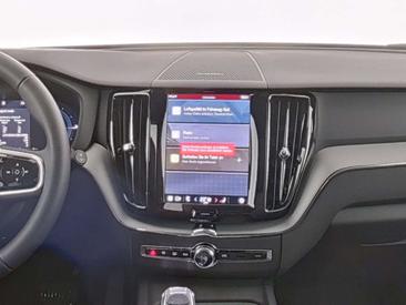 Volvo XC60 T8 — photo 8