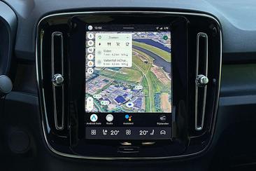 Volvo C40 Recharge PLUS — photo 11