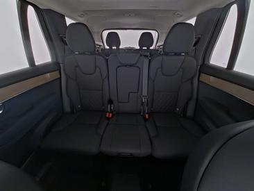 Volvo XC90 T8 Plus — photo 11